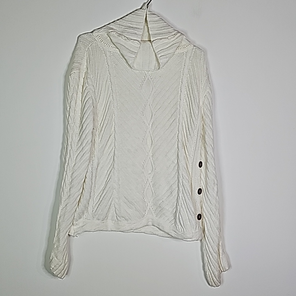 Venus XS light cream color turtleneck sweater